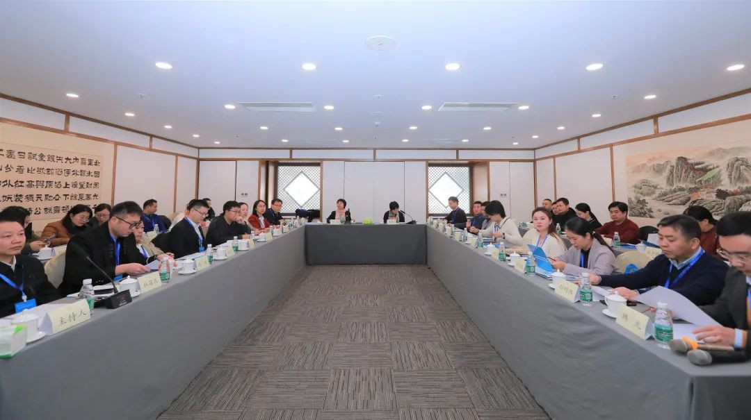 “建筑材料工业气味与环境评价测试中心成立大会暨第一届建材行业气味评价技术发展论坛”成功召开image001.jpg